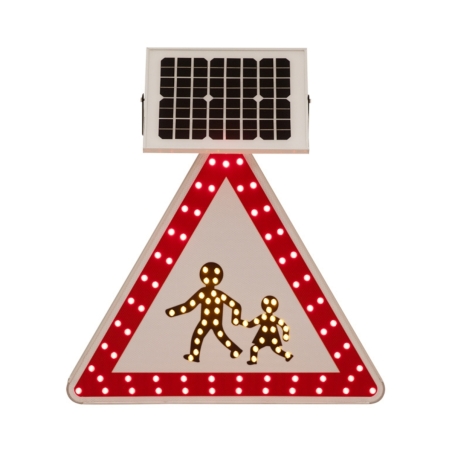 Vista frontal de la señal luminosa paso de niños con LED solar - encendida
