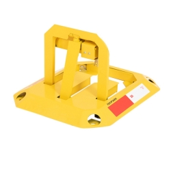 Vista superior ligeramente en ángulo, mostrando la barrera de aparcamiento 
 por detrás en posición levantada.